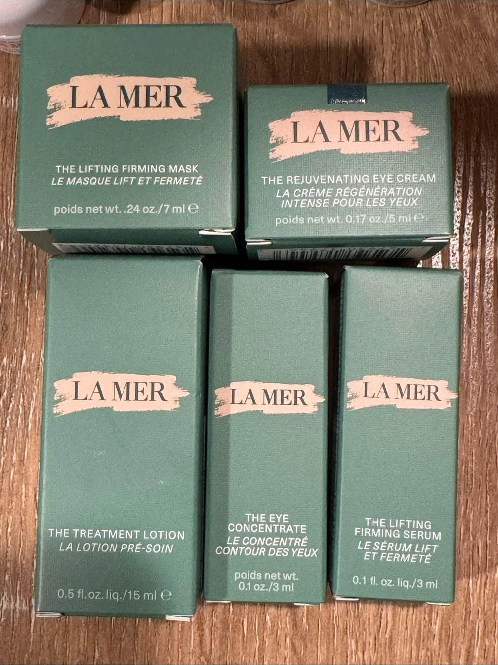 New La Mer 9pc skincare set soft cream and more